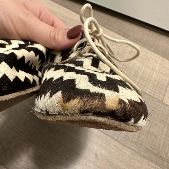 🎉HOST PICK 🎉 Rollie Black & White Calf Hair Oxfords - Picture 6 of 8